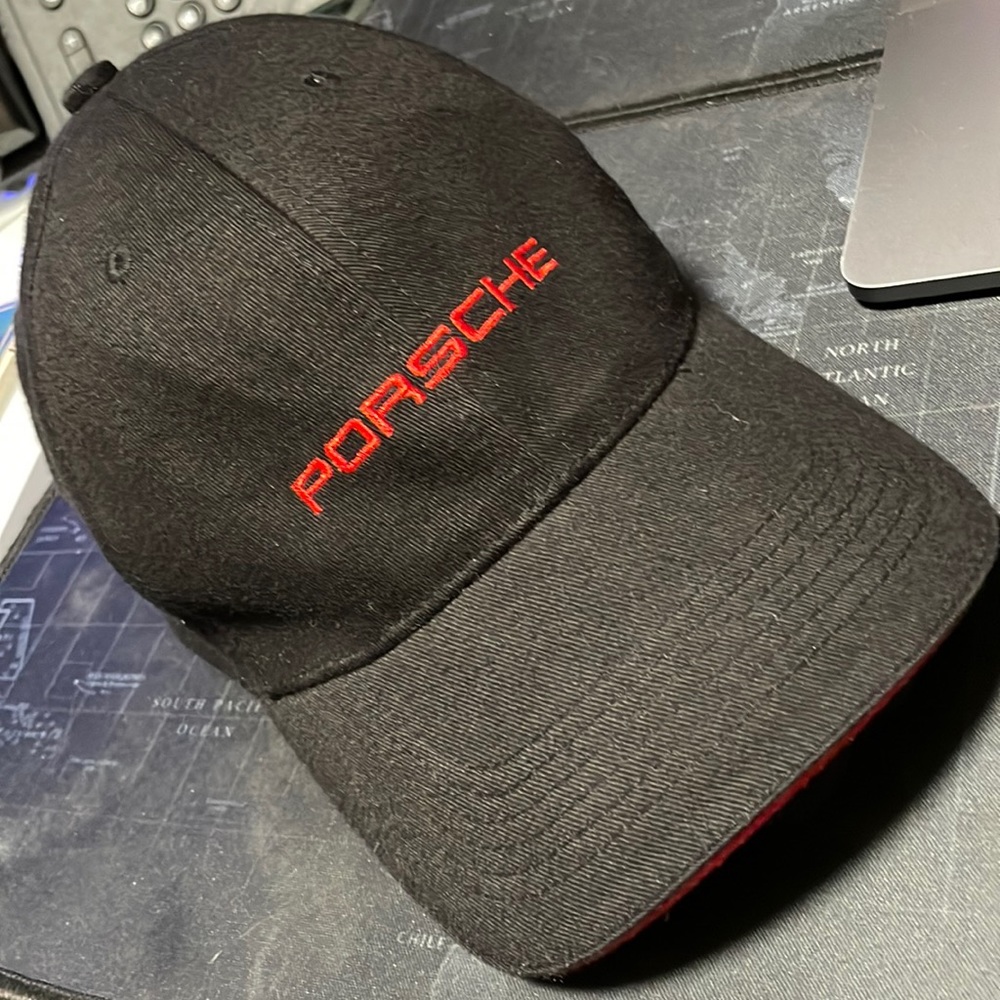 Porsche Cap